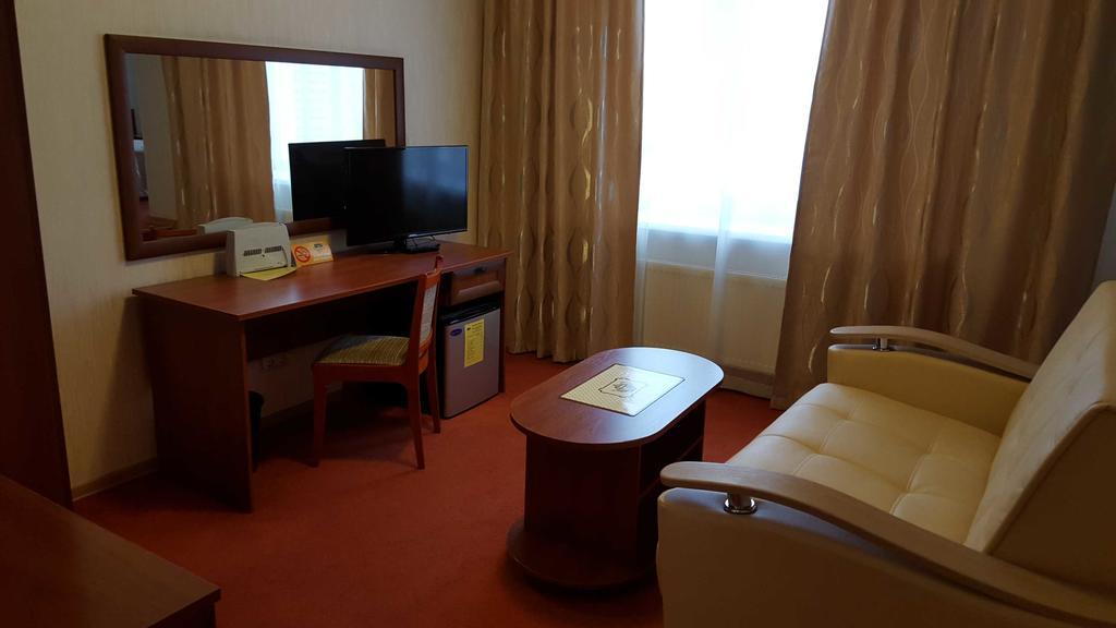 August Hotel Ekaterinburg Room photo